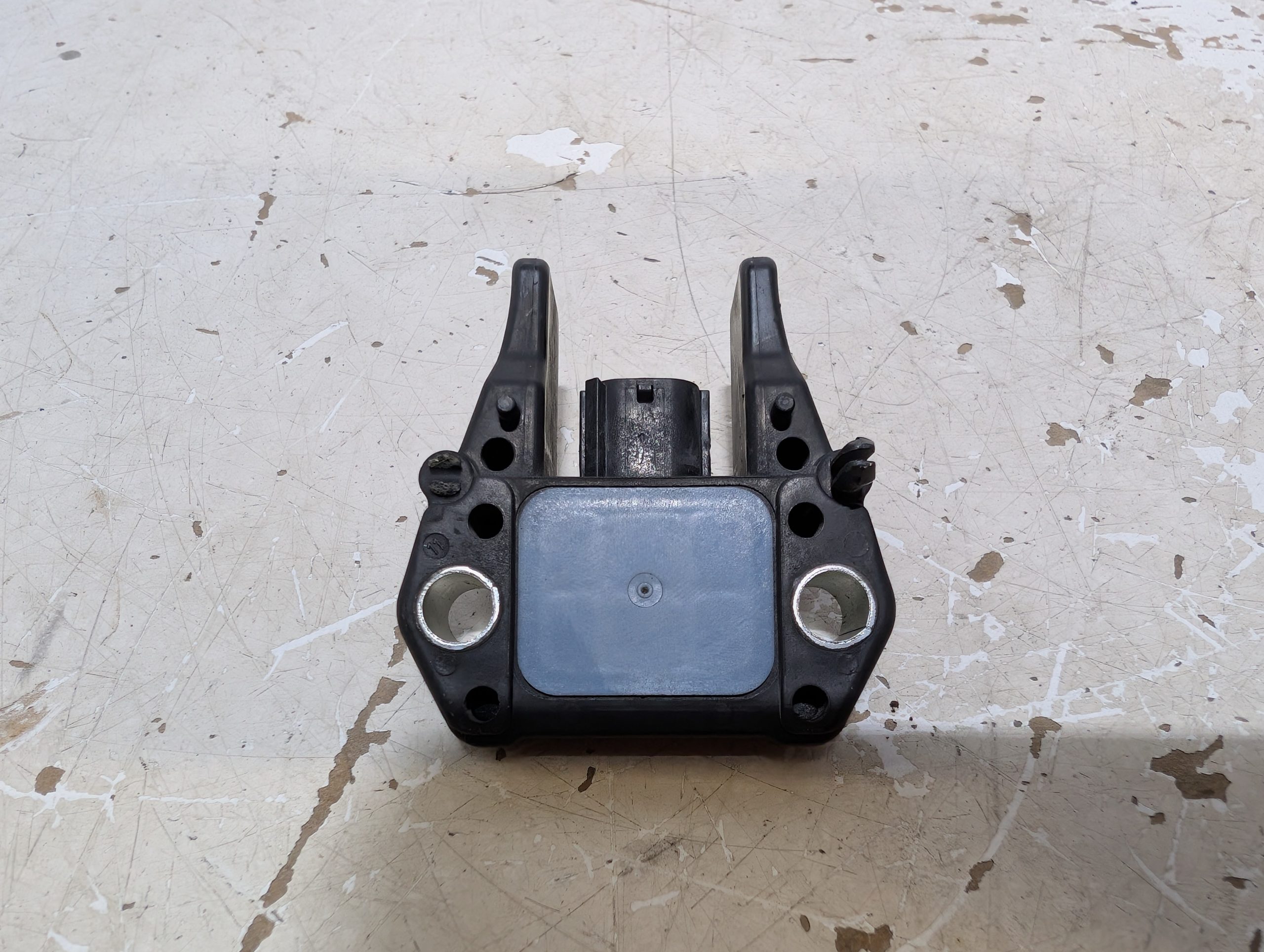 OEM 2014-2024 Toyota 4Runner 4.0L Crash Impact Sensor - Image 5