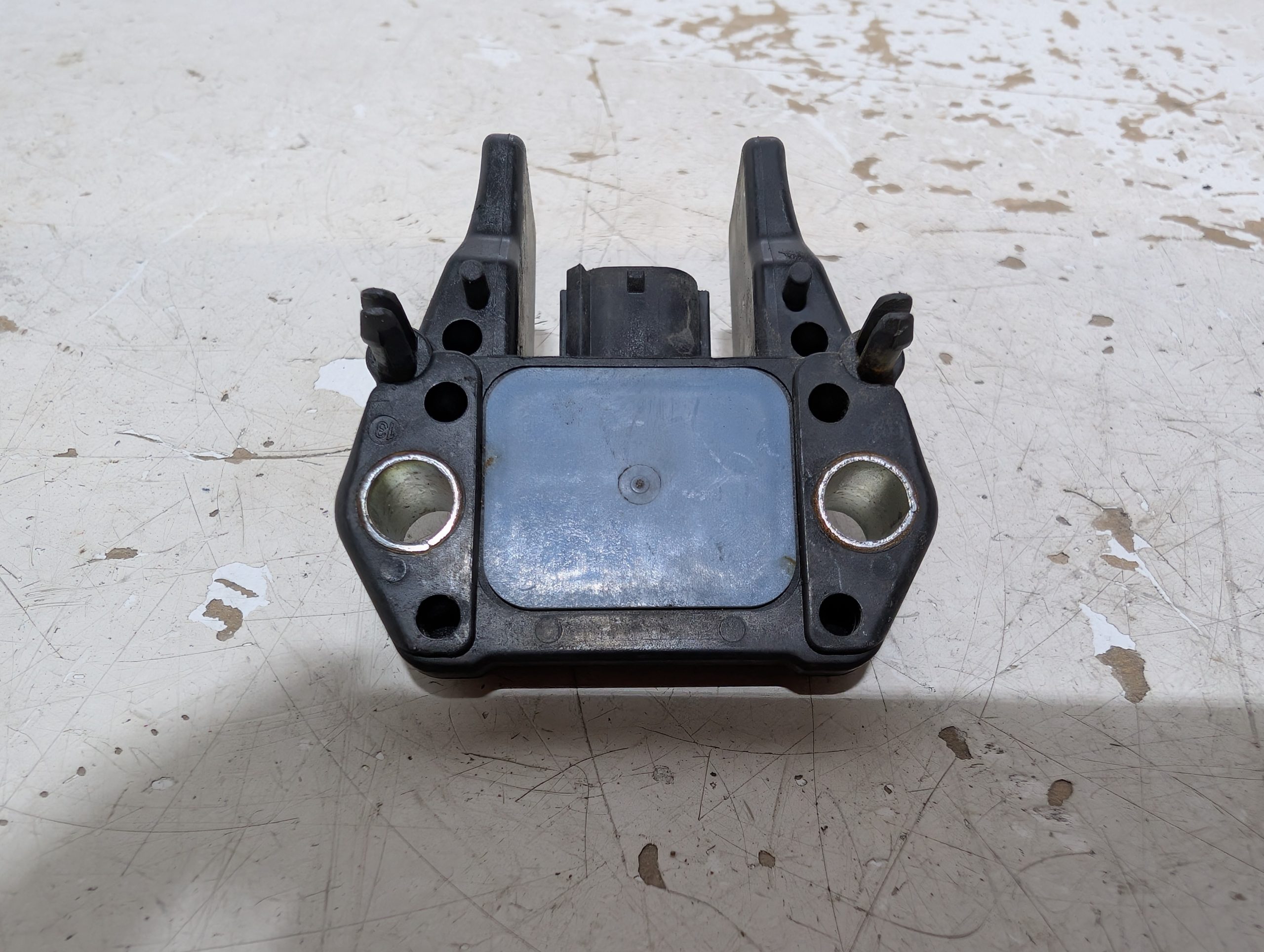 OEM 2014-2024 Toyota 4Runner 4.0L Crash Impact Sensor - Image 7