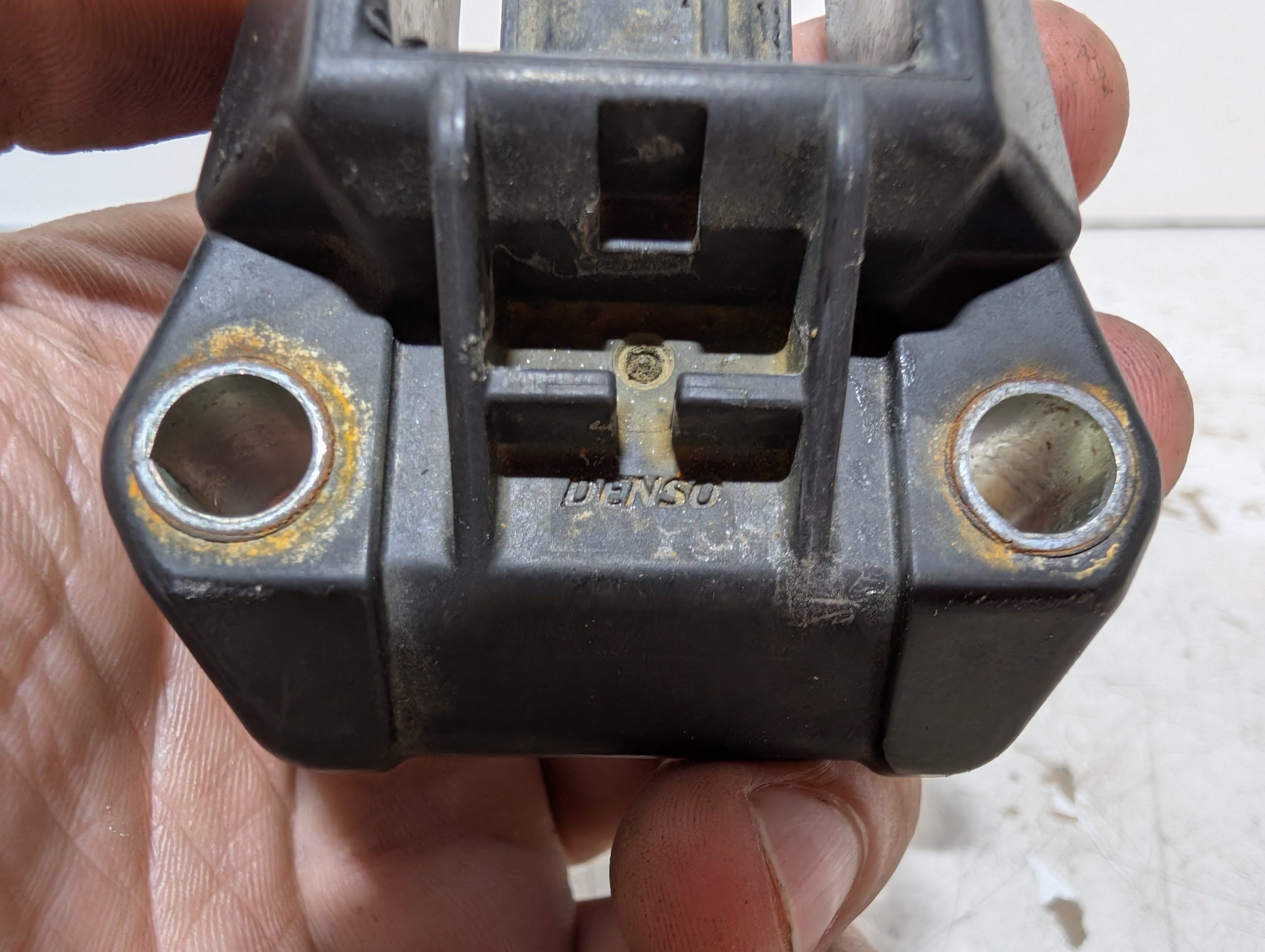 OEM 2014-2024 Toyota 4Runner 4.0L Crash Impact Sensor - Image 3