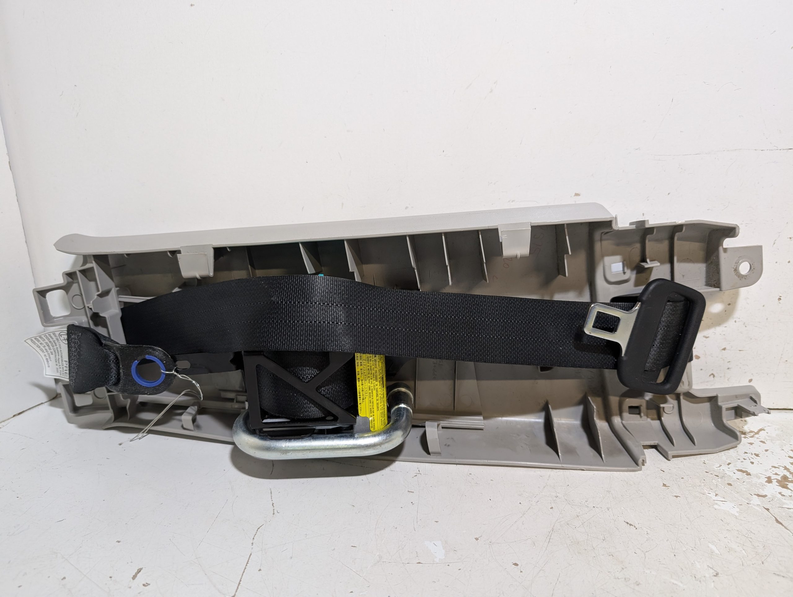 OEM 2014-2024 Toyota 4Runner 4.0L Front Left Pillar Trim W/ Seat Belt - Image 7