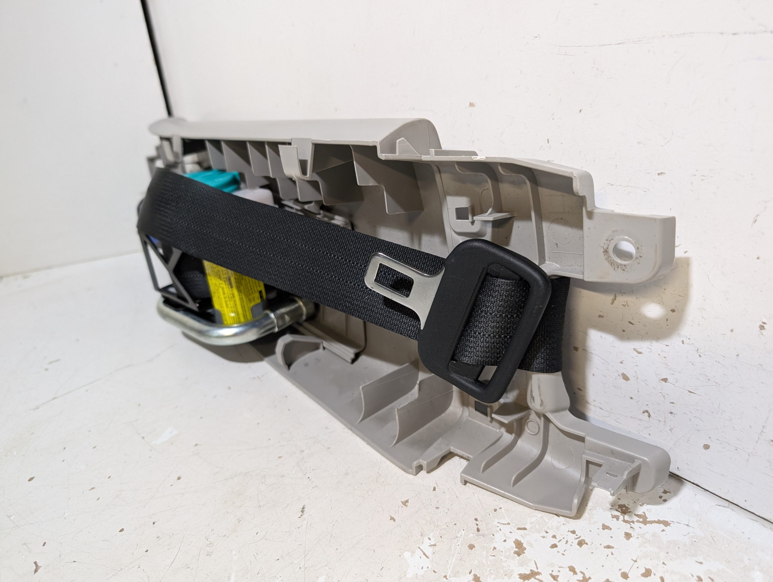 OEM 2014-2024 Toyota 4Runner 4.0L Front Left Pillar Trim W/ Seat Belt - Image 6