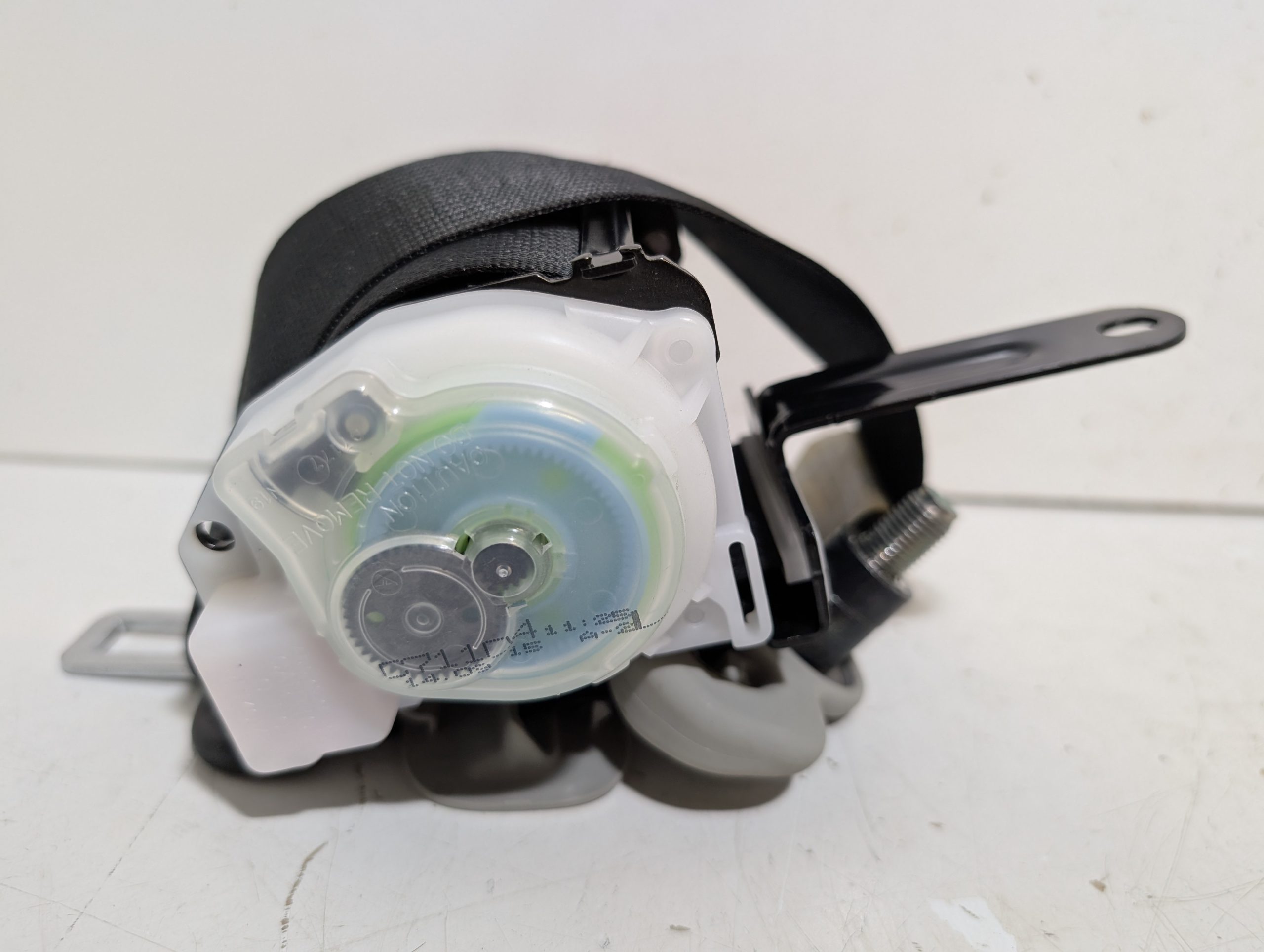 OEM 2014-2024 Toyota 4Runner 4.0L Rear Left Seat Belt - Image 8