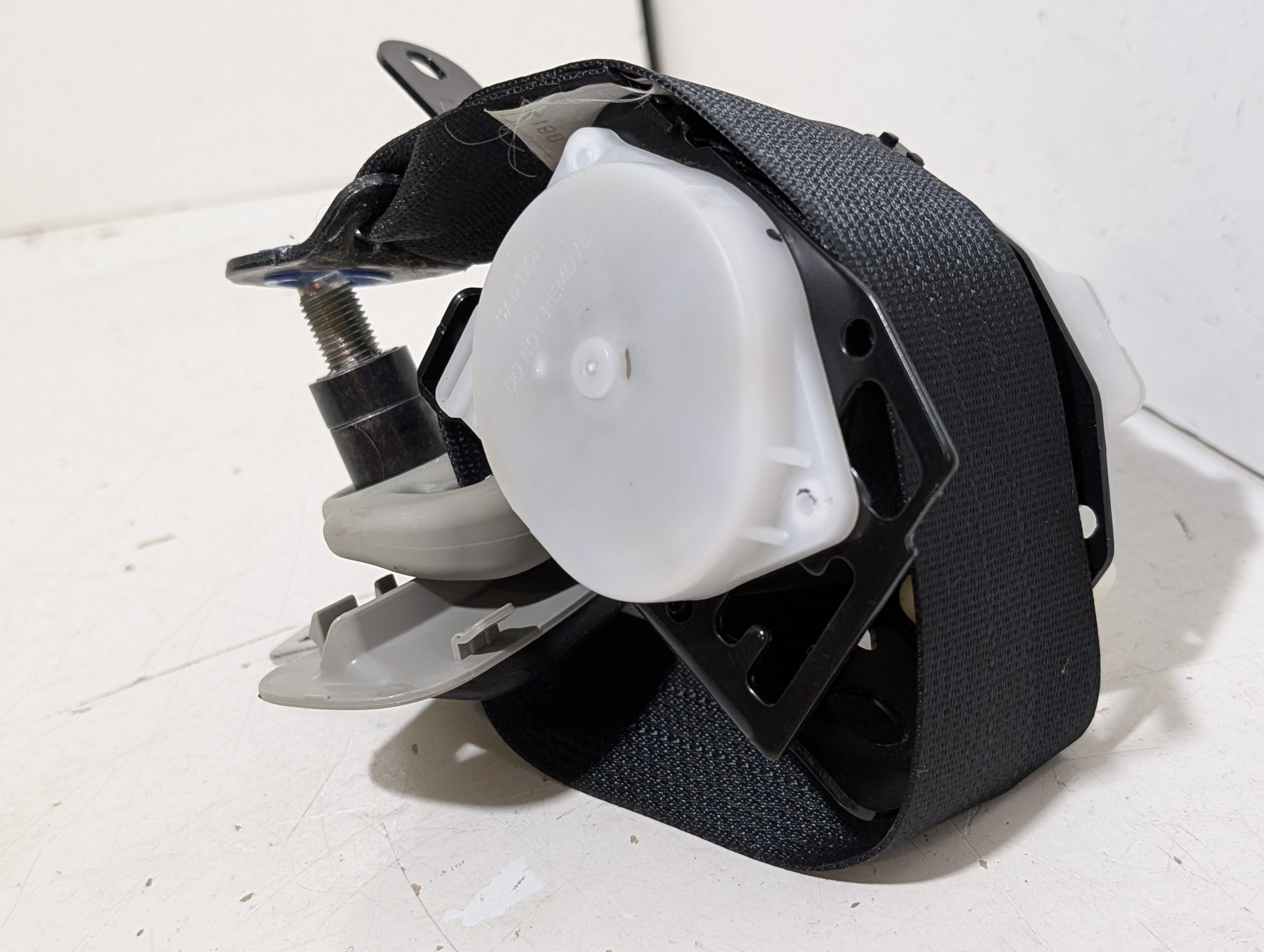 OEM 2014-2024 Toyota 4Runner 4.0L Right Seat Belt - Image 5