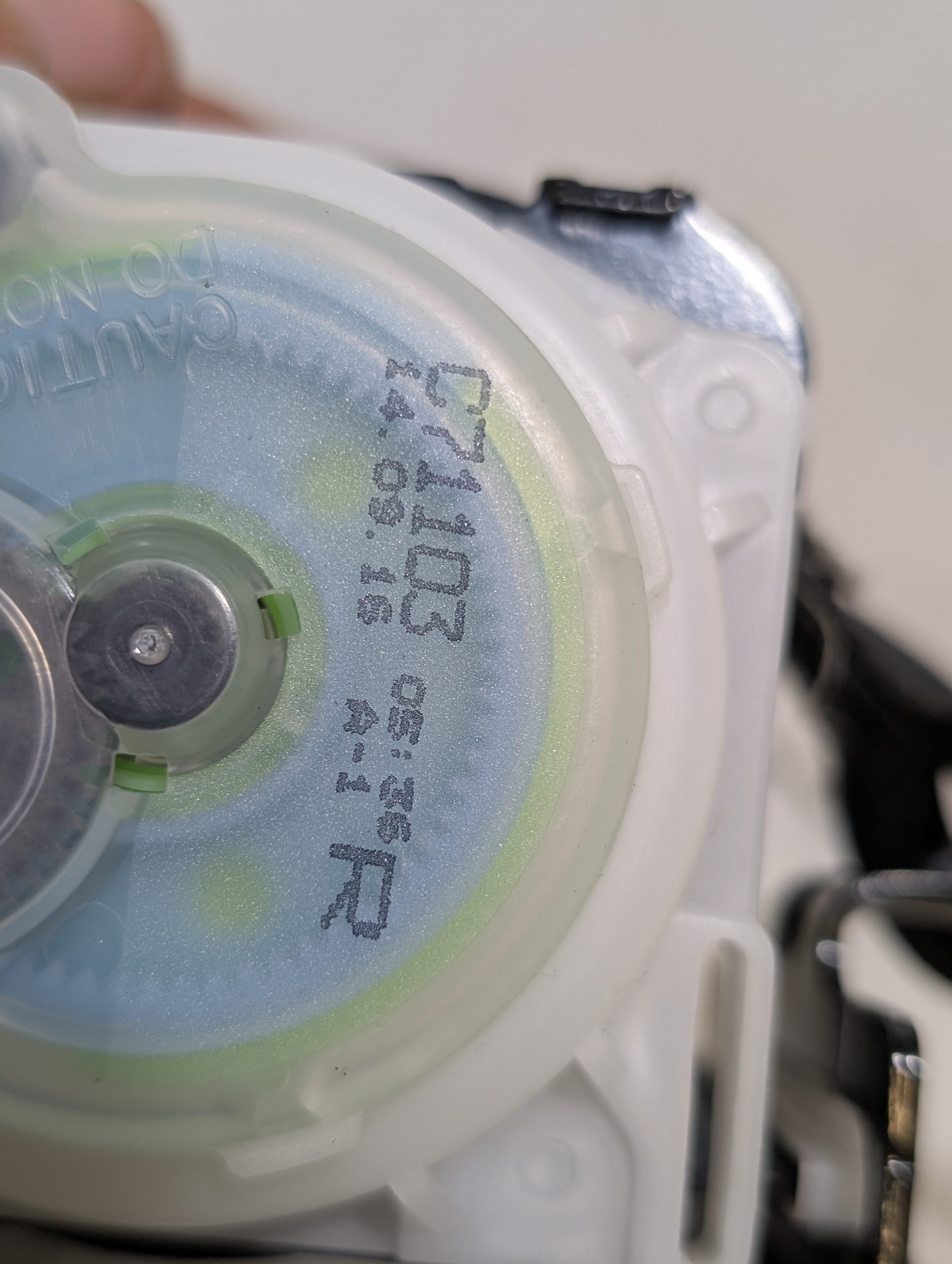 OEM 2014-2024 Toyota 4Runner 4.0L Right Seat Belt - Image 3