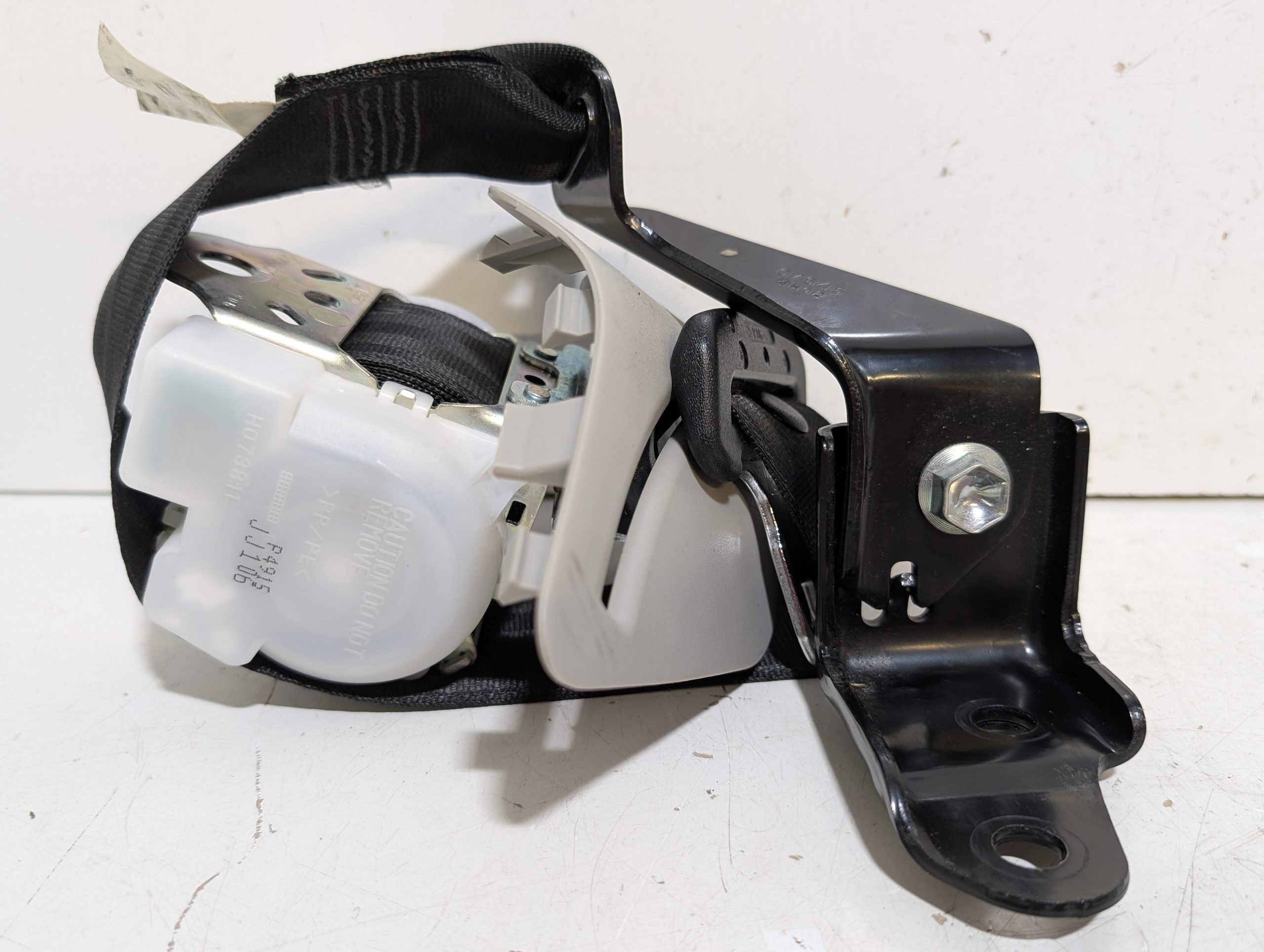 OEM 2014-2024 Toyota 4Runner 4.0L Right Seatbelt