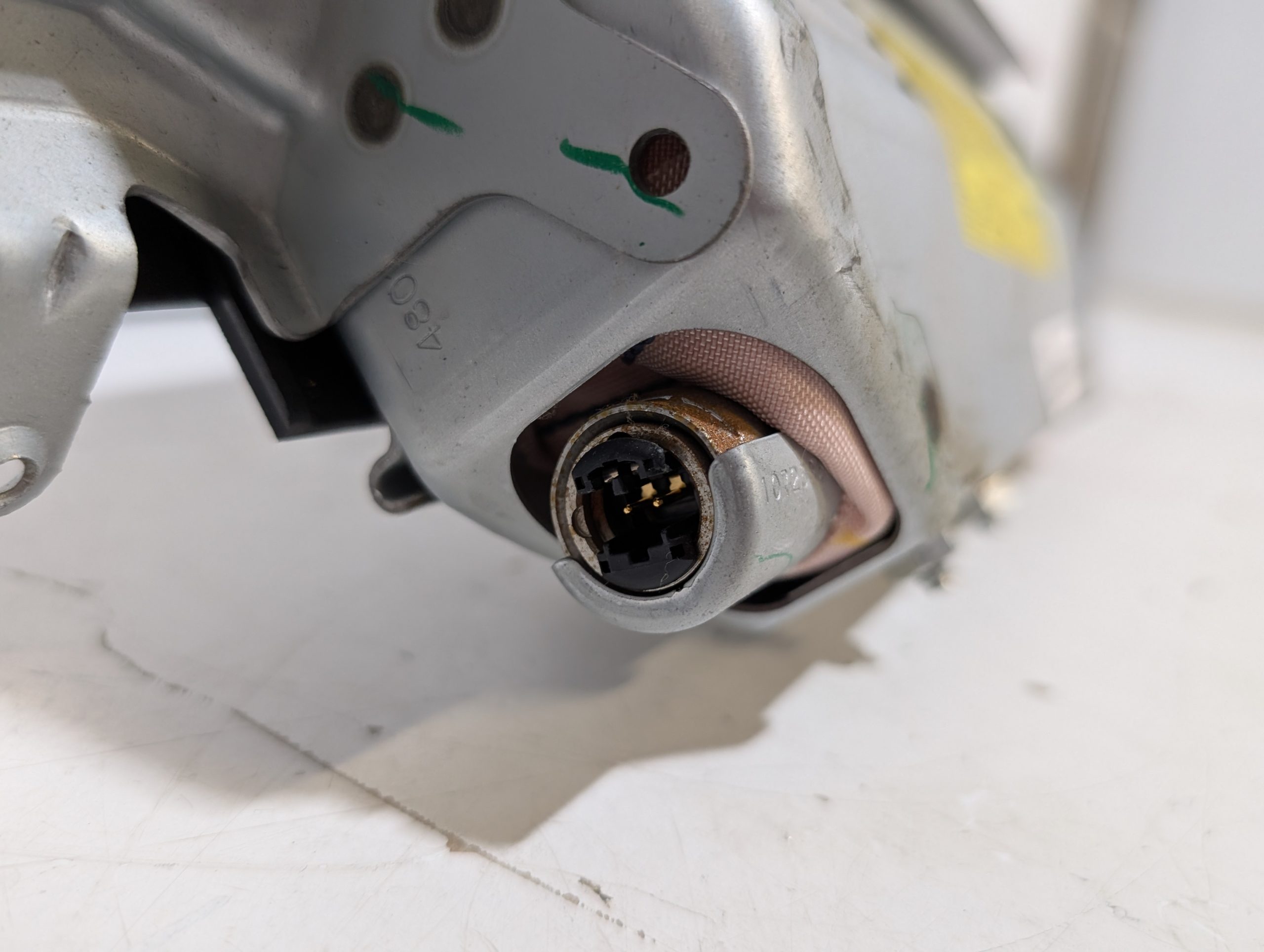 OEM 2014-2024 Toyota 4Runner 4.0L Passenger Dash Air Bag - Image 4