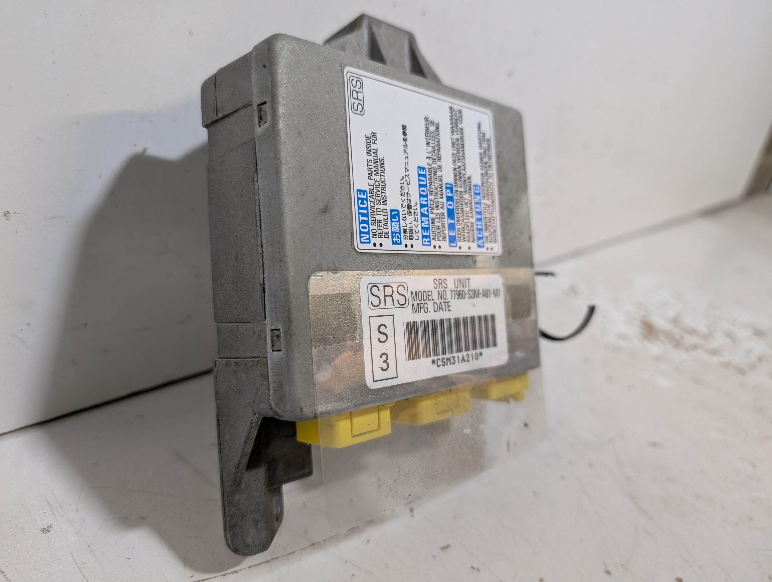 OEM 2014-2024 Toyota 4Runner 4.0L Air Bag SRS module - Image 7