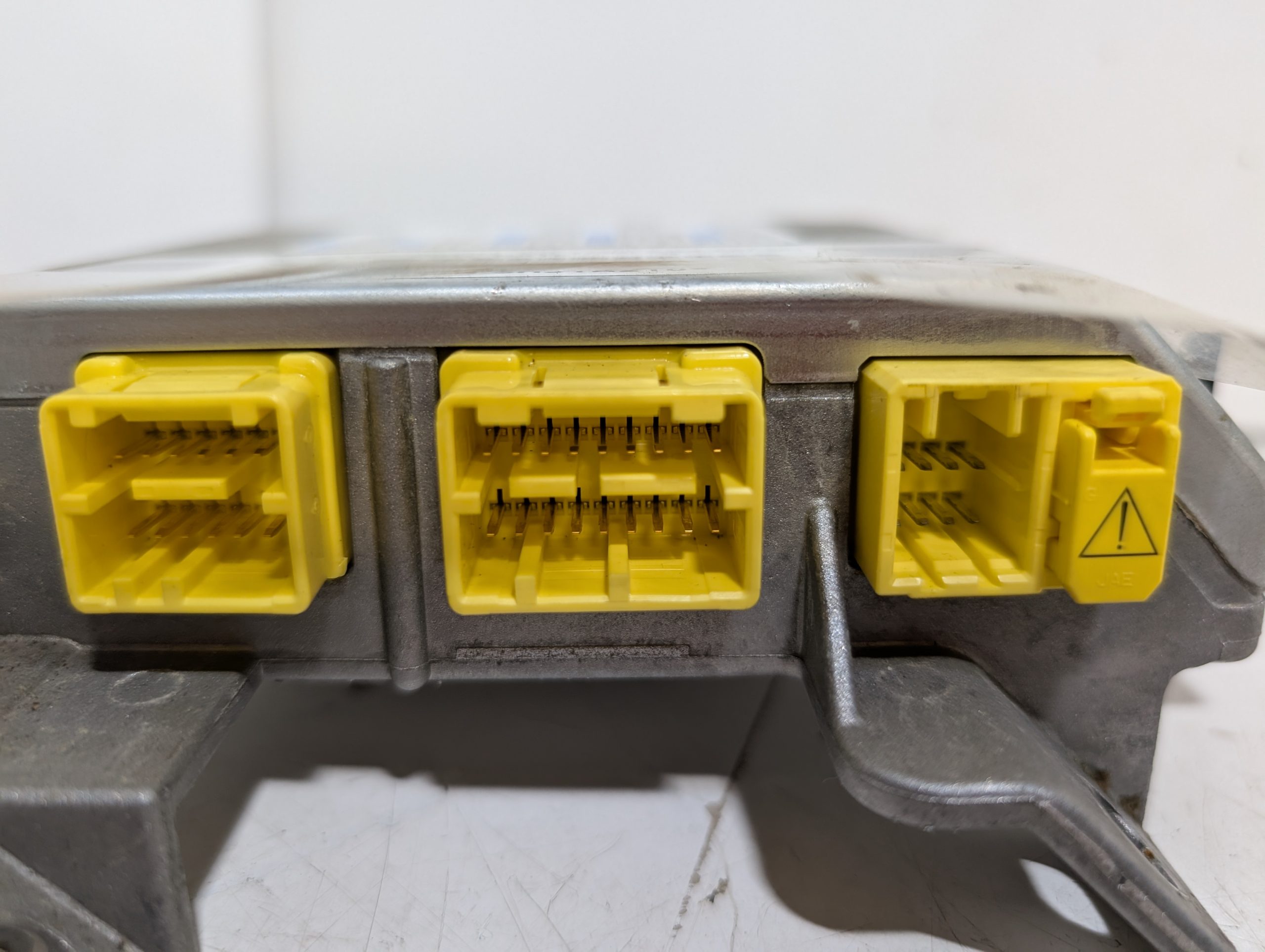 OEM 2014-2024 Toyota 4Runner 4.0L Air Bag SRS module - Image 3