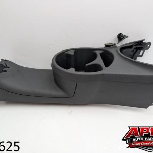 OEM 2012 Fiat 500L 1.4L FRONT CENTER CONSOLE TRIM & CUP HOLDER