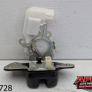 OEM 2015 Jeep Cherokee 2.4L Trunk Lift Gate Lock Latch Actuator