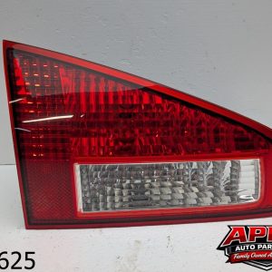OEM 2009 Subaru Tribeca 3.6L Right Passenger RH Side Tail Light Inner