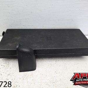 OEM 2014 Ford Taurus 3.5L Flex Engine Bay Relay Fuse Box LID