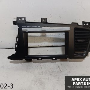 OEM 2011-2013 Kia Optima 2.4L CENTER DASHBOARD RADIO BEZEL TRIM W AIR VENT