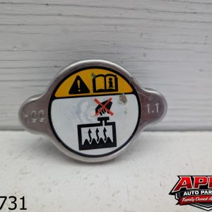 OEM 2013 Hyundai Sonata Hybrid 2.4L  Filler Coolant Reservoir Cap Cover