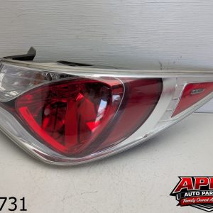 OEM 2013 Hyundai Sonata Hybrid 2.4L Right RH Tail Light Quarter Panel Mounted