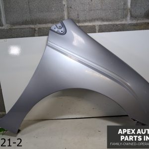 OEM 2002 Toyota Prius 1.5L Toyota Fender Liner Front Right Side