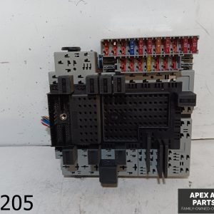 OEM 1999-2006 Volvo S80 2.4L REAR FUSE BOX RELAY BLOCK 08696093