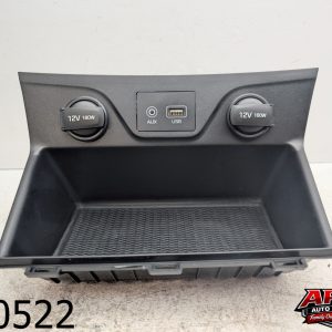 OEM 2021 Hyundai Tucson 2.0L Storage Tray Usb Aux Port W charger