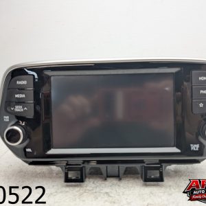 OEM 2021 Hyundai Tucson 2.0L AM FM Radio Receiver w/Display