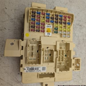 OEM 2021 Hyundai Tucson 2.0L Interior Fuse Box