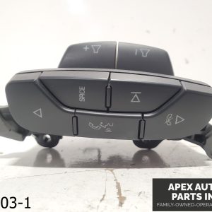 OEM 2013-2017 Chevrolet Traverse 3.6L Steering Wheel Radio/Phone Switch