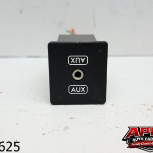 OEM 2009 Subaru Tribeca 3.6L AUX Port Terminal