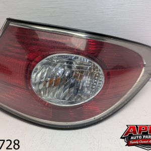OEM 2003 Lexus ES300 3.0L Tail Light Tail Lamp Right Passenger