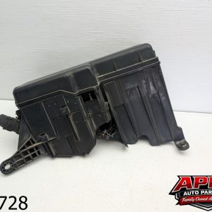 OEM 2003 Lexus ES300 3.0L Fuse Box Engine