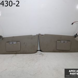 OEM 2007 Jeep Commander 4.7L DRIVER Left PASSENGER Right Sun Visor Visors