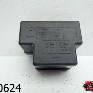 OEM 2009 Infiniti G37x 3.7L Anti-Theft Shift Lock Audio/Horn Relay Fuse Box