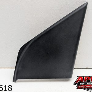 OEM 2007 Honda CR-V 2.4L Left Interior Door Upper Trim Panel Triangle Cover