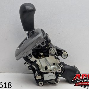 OEM 2007 Honda CR-V 2.4L automatic floor shifter assembly