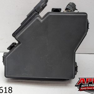 OEM 2007 Honda CR-V 2.4L Engine Compartment Fuse Box Assembly