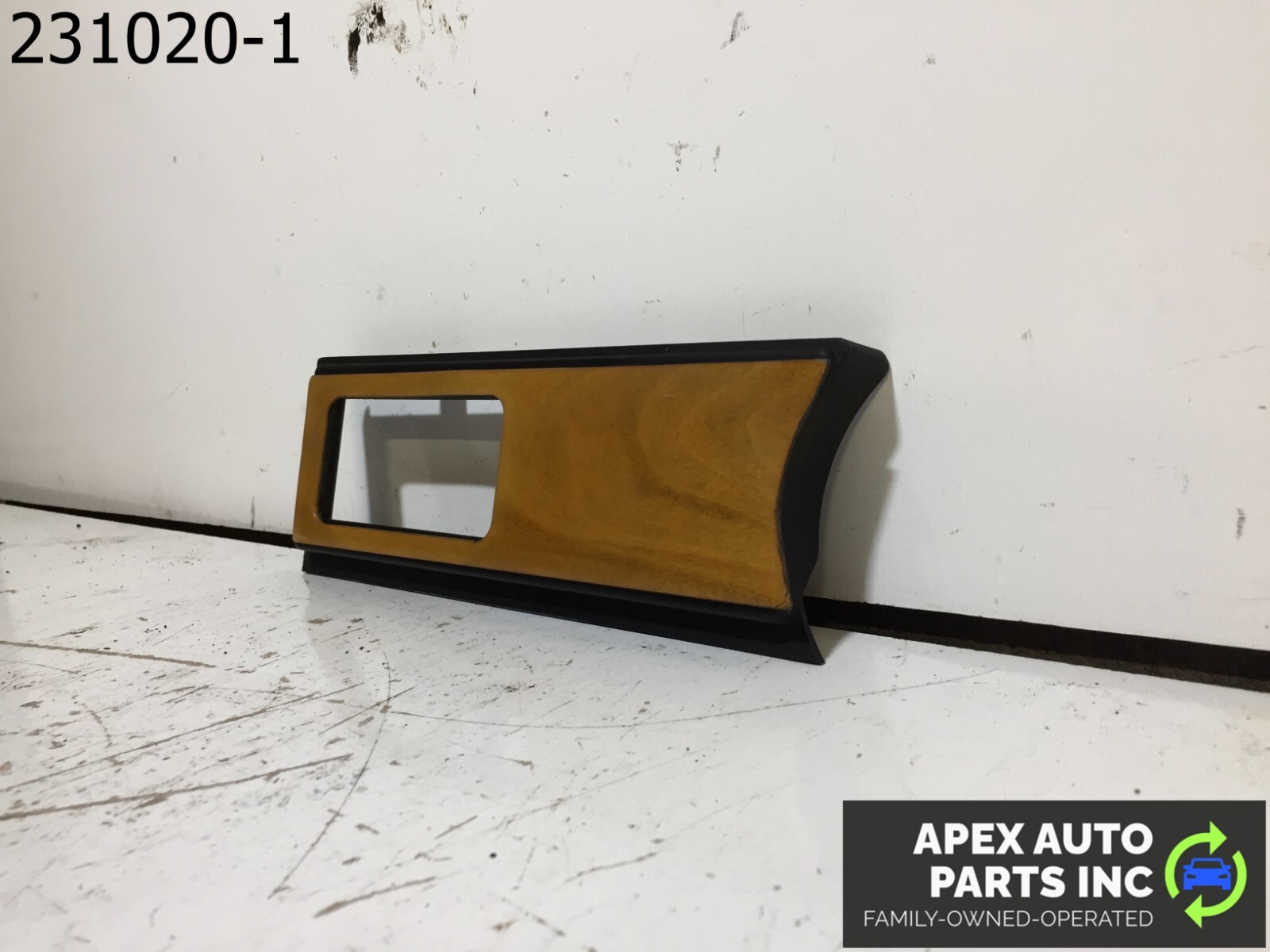 OEM 1990 Cadillac Allante Dash Trim Cluster Switch Panel Bezel Wood - Image 3