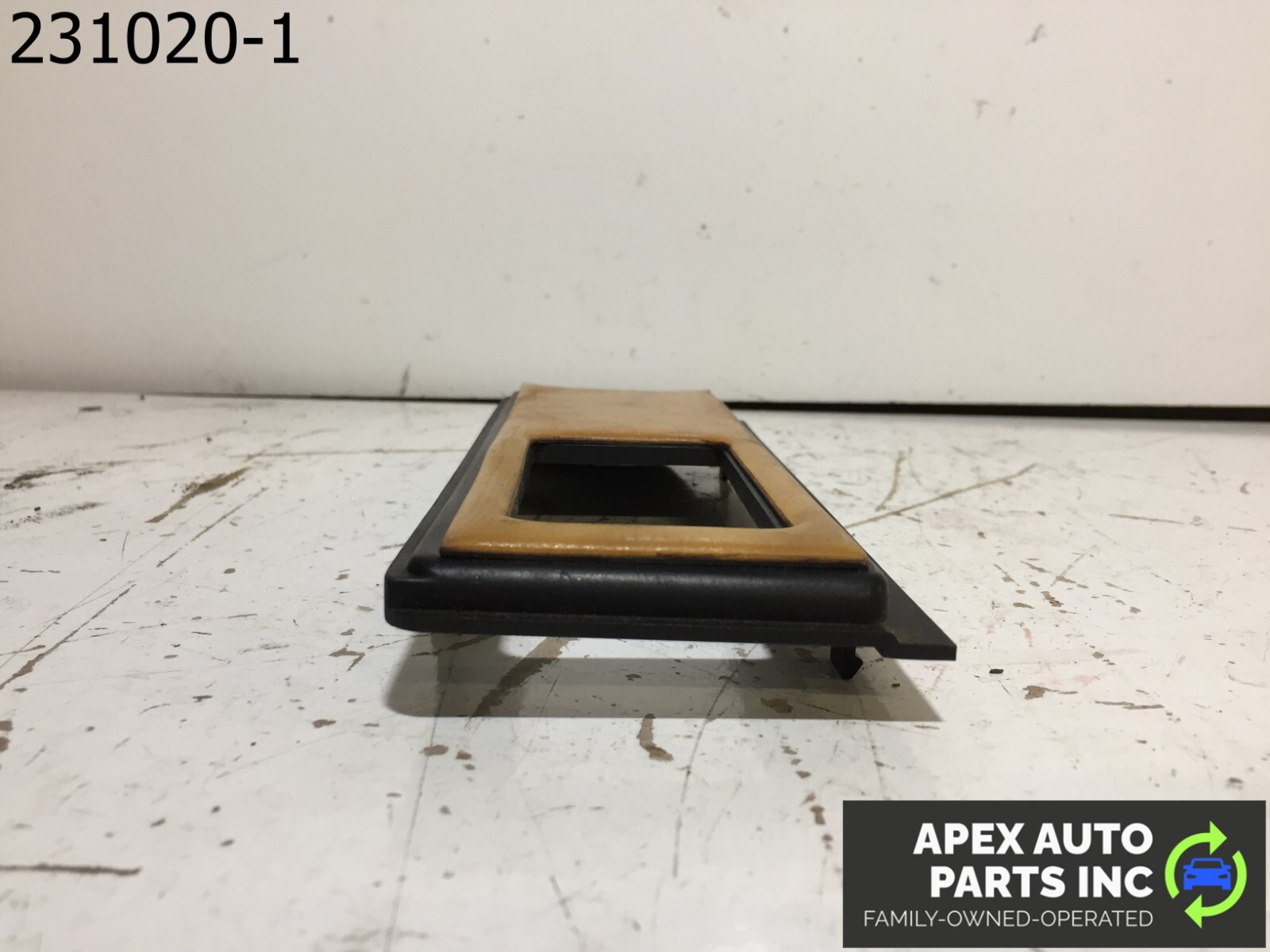 OEM 1990 Cadillac Allante Dash Trim Cluster Switch Panel Bezel Wood - Image 8