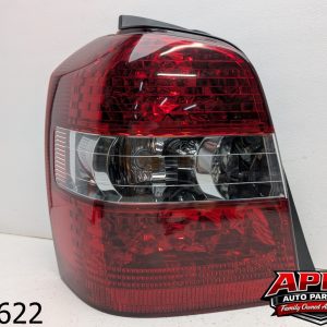OEM 2005 Toyota Highlander 3.3L Driver Left Tail Light LED