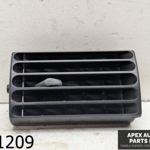 OEM 1988 Nissan Pulsar NX 1.8L DASH CENTER AC AIR VENT
