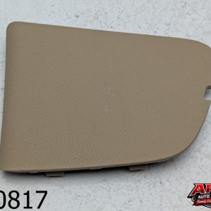 2015-2021 Kia Sedona Tailgate Right Passenger Rear Lamp Trim Cover