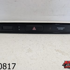 OEM 2016 Kia Sedona 3.3L DASH HAZARD LIGHT LAMP SWITCH DIGITAL CLOCK