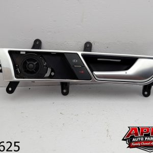 OEM 2005 Audi A6 3.1L Interior Door Handle Right Passenger