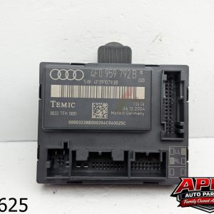 OEM 2005 Audi A6 3.1L Front Right Door Window Control Module