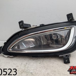 OEM 2012 Hyundai Azera 3.3L  Front Right Fog Light Lamp Assembly 92202-3V000