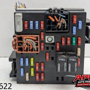 OEM 2003 Chevrolet Tahoe 5.3L Fuse Box Junction Relay Block