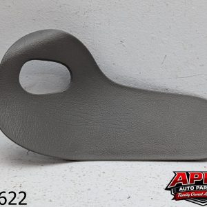 OEM 2003 Chevrolet Tahoe 5.3L RIGHT PASSENGER FRONT DOOR HANDLE TRIM