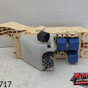 OEM 1998 Lexus LS400 4.0L Under Dash Fuse Relay Junction Box Assembly