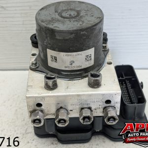 OEM 2015 Chrysler 200 2.4L ABS Anti-Lock Brake Pump Assembly