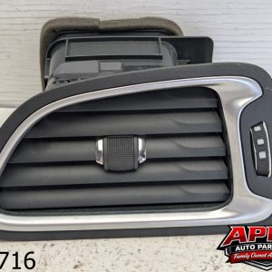 OEM 2015 Chrysler 200 2.4L Right Passenger Side Dash AC Air Vent Outlet