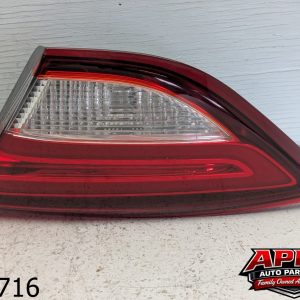 OEM 2015 Chrysler 200 2.4L RIGHT INNER TAIL LIGHT HALOGEN LED
