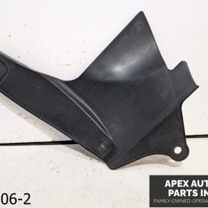 OEM 2002 Toyota Highlander 3.0L FRONT LEFT FENDER APRON SEAL 1172A S