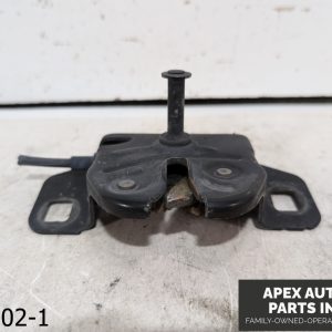 OEM 2006 Chrysler PT Cruiser 2.4L AT HOOD LOCK LATCH 2060-8